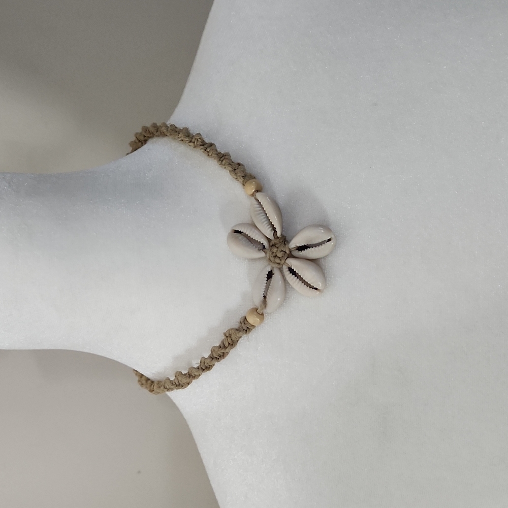 Cowrie Shell & Rope Choker Necklace